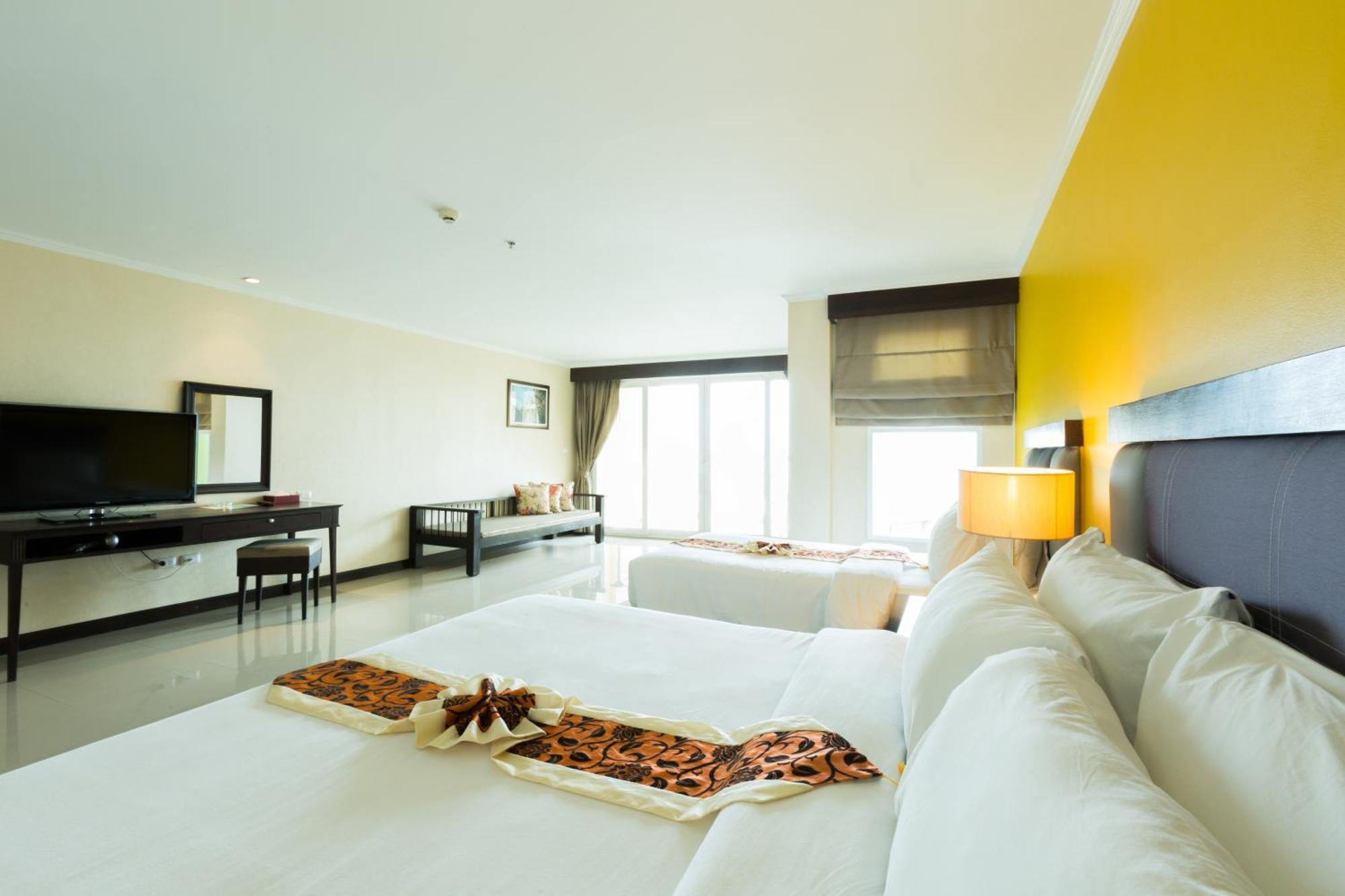 Royal Phala Cliff Beach Resort Ban Chang  Quarto foto
