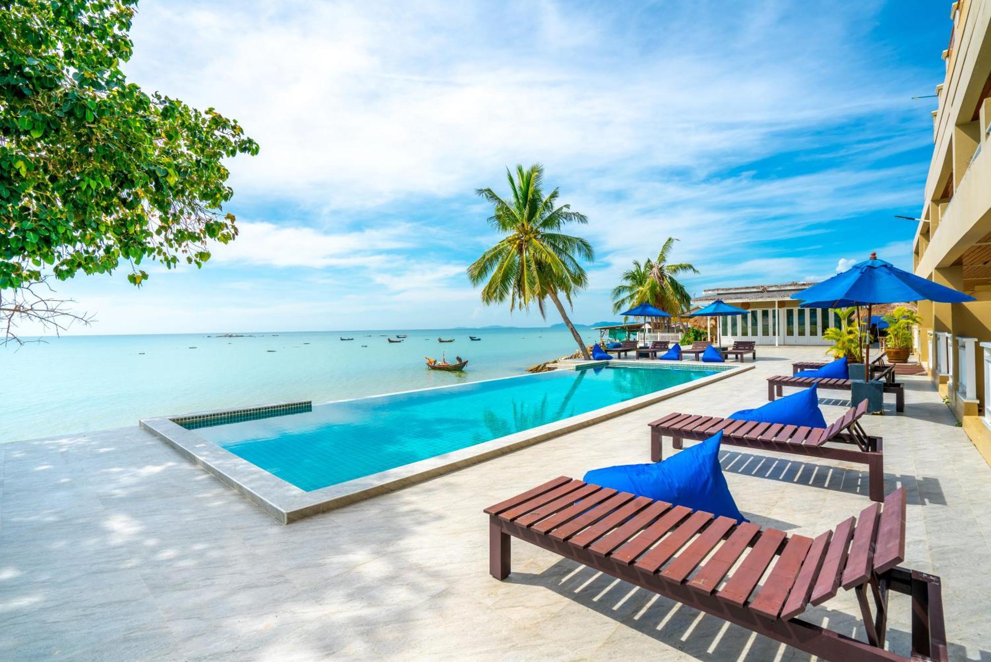 Royal Phala Cliff Beach Resort Ban Chang  Exterior foto