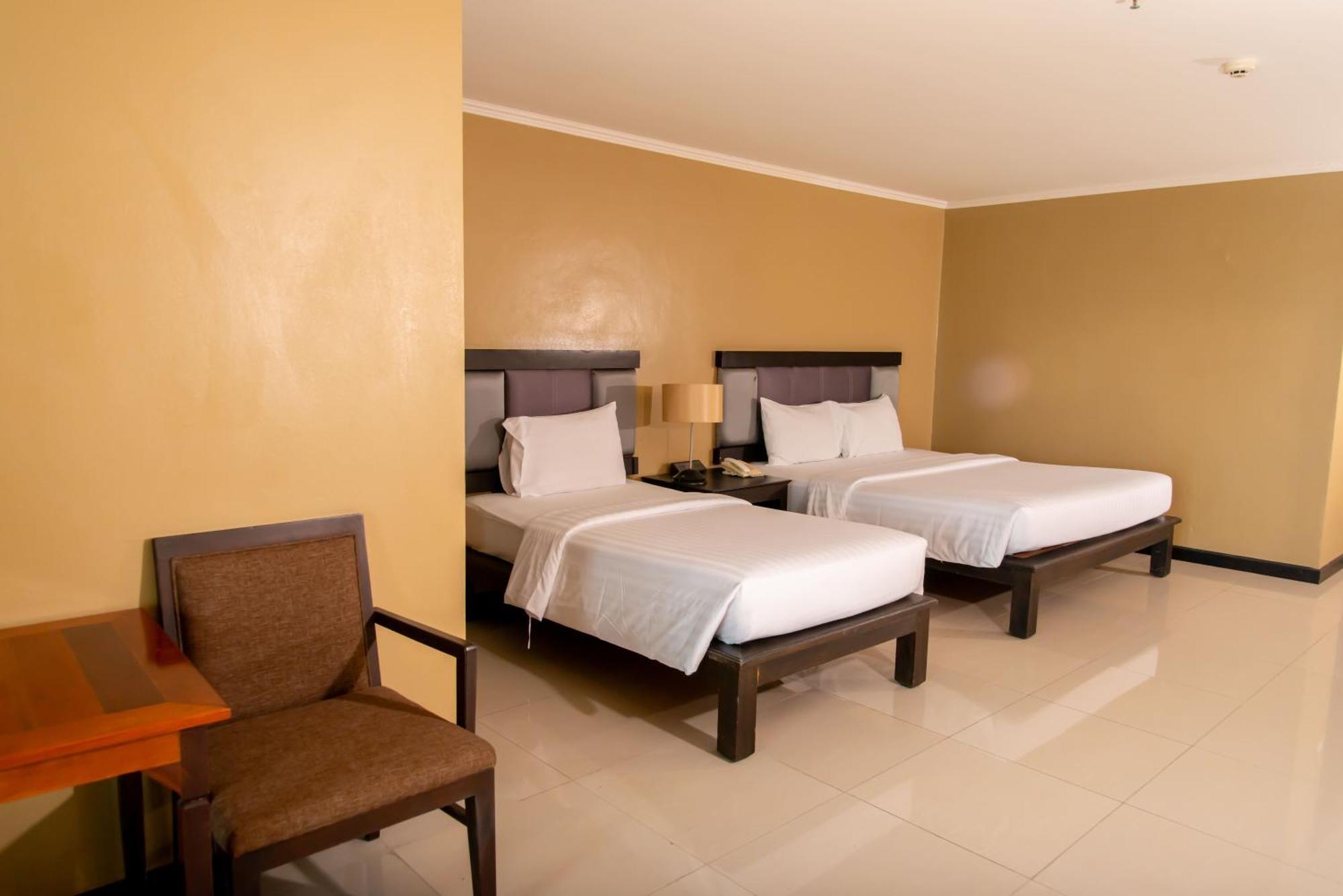 Royal Phala Cliff Beach Resort Ban Chang  Exterior foto