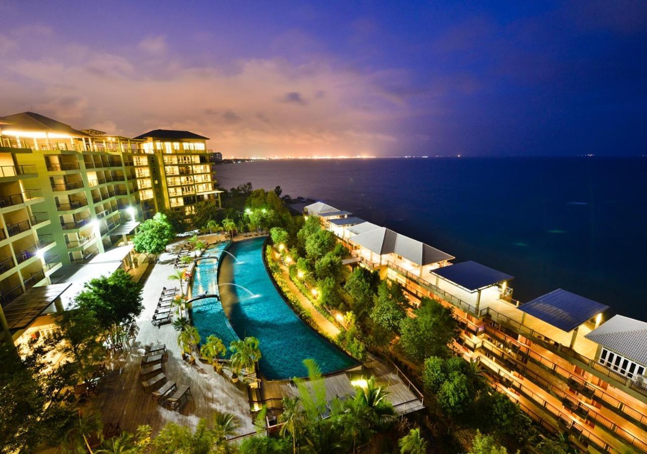 Royal Phala Cliff Beach Resort Ban Chang  Exterior foto